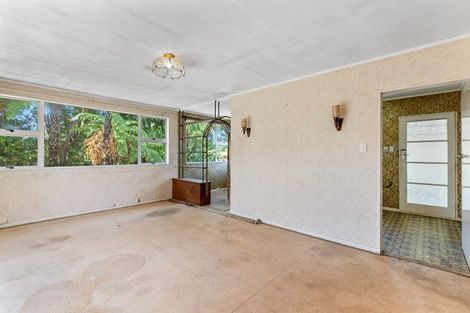 Photo of property in 17 Carlton Terrace, Westown, New Plymouth, 4310