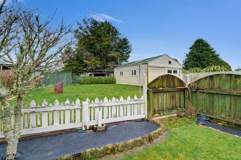 Photo of property in 50 Pitt Street, Raetihi, 4632