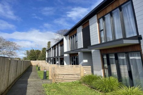 Photo of property in 2/129 St George Street, Papatoetoe, Auckland, 2025