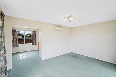 Photo of property in 2/4 Brixton Street, Islington, Christchurch, 8042