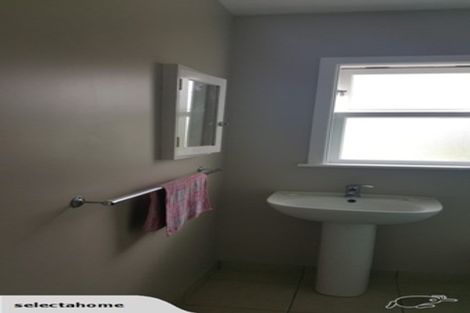 Photo of property in 4 Parkway, Wainuiomata, Lower Hutt, 5014