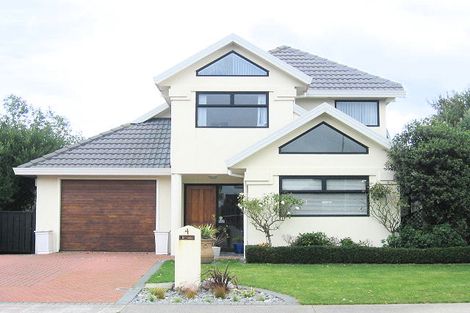 Photo of property in 4 Beach Haven Place, Paraparaumu Beach, Paraparaumu, 5032