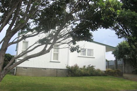 Photo of property in 72 Cypress Drive, Maungaraki, Lower Hutt, 5010