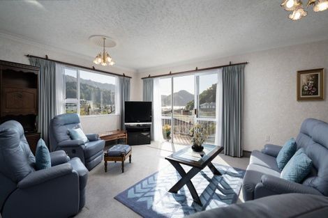 Photo of property in 6a Seaview Crescent, Picton, 7220