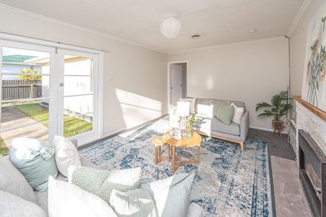 Photo of property in 27 Paterson Street, Aramoho, Whanganui, 4500