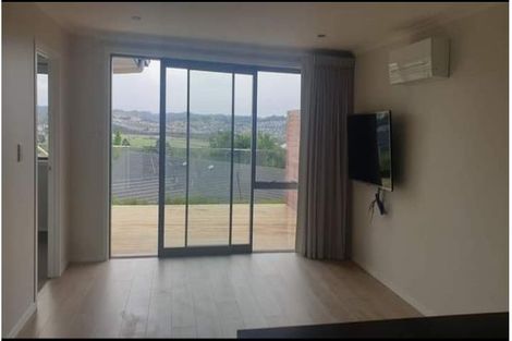 Photo of property in 2 Ridgeview Close, Red Beach, 0932