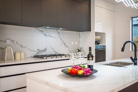 Photo of property in 39b Maugham Drive, Bucklands Beach, Auckland, 2014