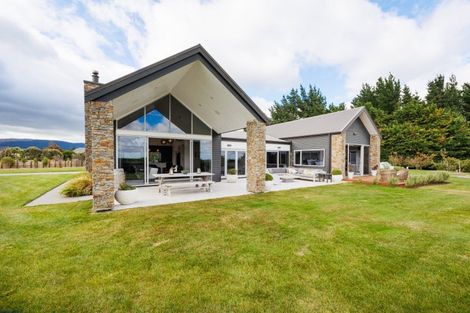 Photo of property in 39 Branksome Place, Aokautere, Palmerston North, 4471