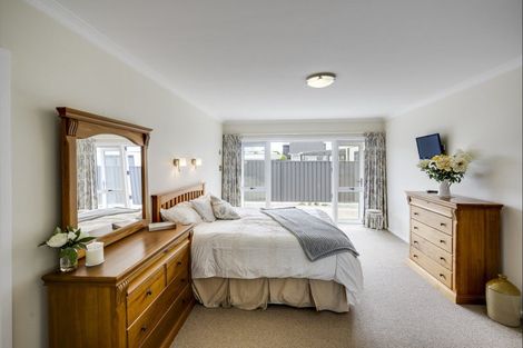 Photo of property in 18 The Esplanade, Westshore, Napier, 4110