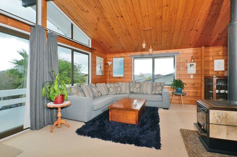 Photo of property in 15 Ascot Avenue, Te Kamo, Whangarei, 0112