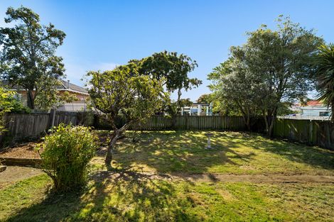 Photo of property in 268 Macandrew Road, Forbury, Dunedin, 9012