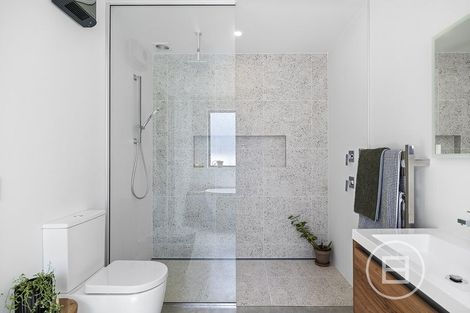 Photo of property in 61 Drysdale Road, Jacks Point, 9371