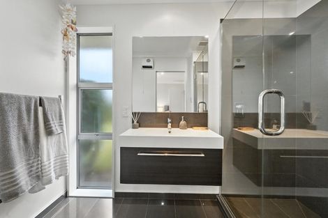 Photo of property in 18 Churchill Drive, Rangiora, 7400