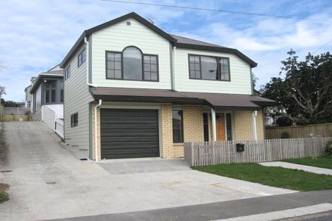 Photo of property in 9b Vera Street, Karori, Wellington, 6012