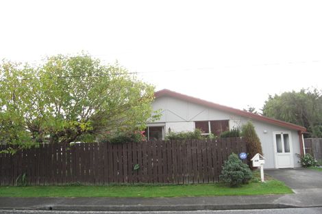 Photo of property in 21b Buckley Grove, Paraparaumu, 5032