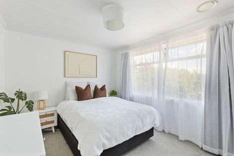 Photo of property in 137 Brooklands Road, Brooklands, New Plymouth, 4310