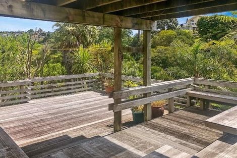 Photo of property in 4 Peter Terrace, Castor Bay, Auckland, 0620
