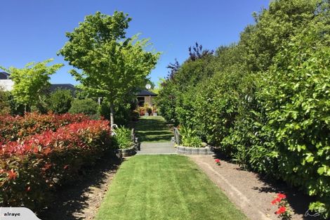 Photo of property in 7 Teviotview Place, Amberley, 7410