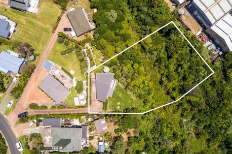 Photo of property in 33c Ocean Road, Surfdale, Waiheke Island, 1081