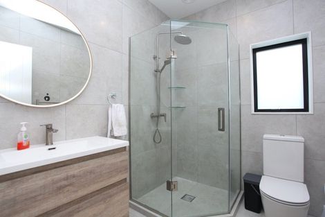 Photo of property in 10b Kurnell Drive, Botany Downs, Auckland, 2010