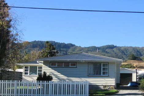 Photo of property in 181 George Street, Stokes Valley, Lower Hutt, 5019