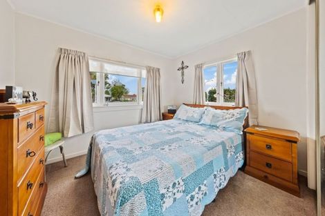 Photo of property in 1/93 Beach Road, Pahurehure, Papakura, 2113