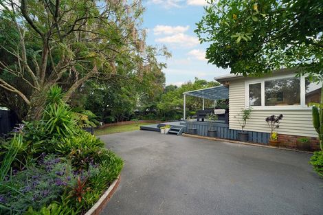Photo of property in 2 Riserra Drive, Ranui, Auckland, 0612