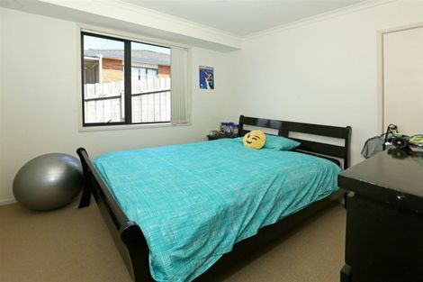 Photo of property in 23 Brittany Drive, Henderson, Auckland, 0612