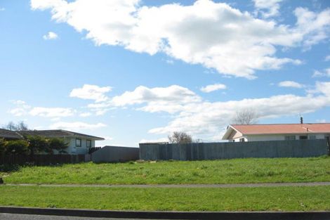 Photo of property in 17 Karaka Street, Wairoa, 4108