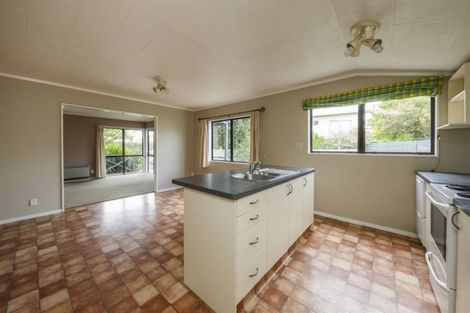 Photo of property in 10a Milne Street, Sanson, 4817