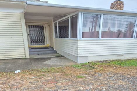 Photo of property in 137 Seabrook Avenue, New Lynn, Auckland, 0600
