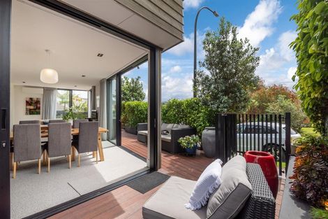 Photo of property in 2a Arthur Crescent, Hauraki, Auckland, 0622