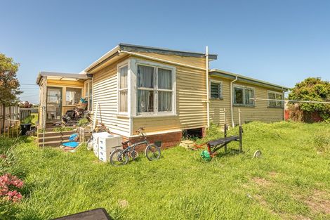 Photo of property in 3 Murch Place, Tawhero, Whanganui, 4500