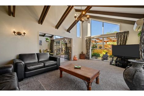 Photo of property in 1/7 Glenys Place, Broomfield, Christchurch, 8042