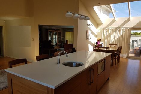 Photo of property in 77 Seaview Road, Paremata, Porirua, 5024