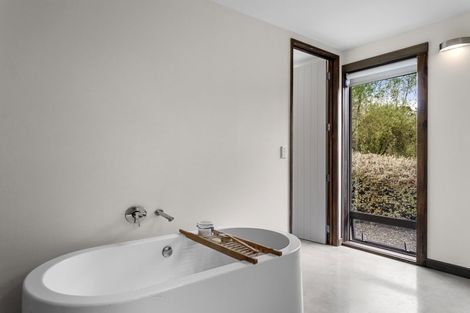 Photo of property in 179 Racecourse Road, Amberley, 7482