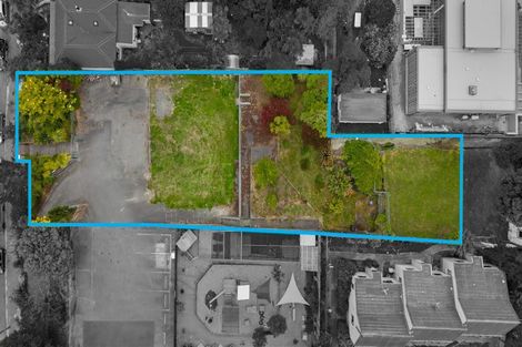 Photo of property in 18 Winchester Street, Lyttelton, 8082