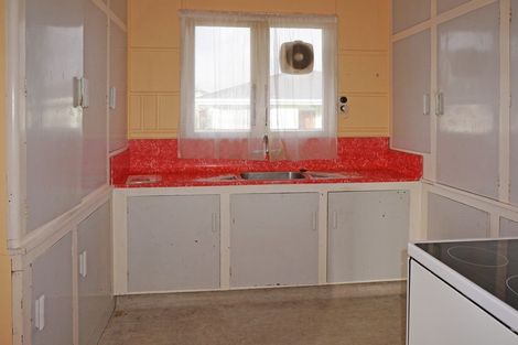 Photo of property in 28 York Street, Strathern, Invercargill, 9812