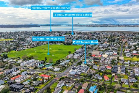 Photo of property in 102 Taikata Road, Te Atatu Peninsula, Auckland, 0610