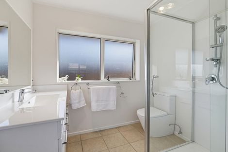 Photo of property in 36 Stewart Gibson Place, Manurewa, Auckland, 2105