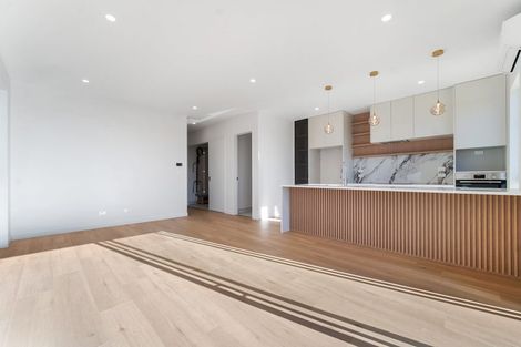 Photo of property in 23 Puihi Crescent, Massey, 0614