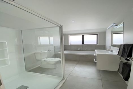 Photo of property in 1 Komata Crescent, Papamoa Beach, Papamoa, 3118