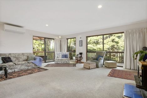 Photo of property in 268 Forest Hill Road, Waiatarua, Auckland, 0612