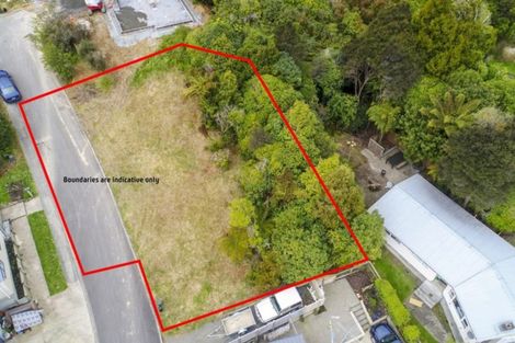 Photo of property in 9 Lowry Heights, Stokes Valley, Lower Hutt, 5019