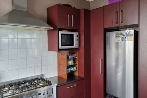 Photo of property in 20 Aorangi Place, Birkenhead, Auckland, 0626