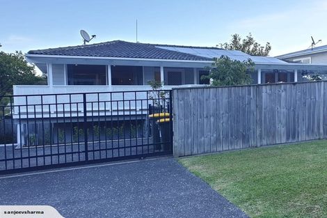 Photo of property in 48 Lynden Avenue, Hillcrest, Auckland, 0627