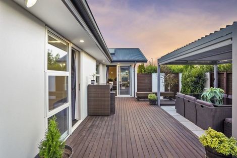 Photo of property in 18 Taiore Crescent, Marshland, Christchurch, 8083
