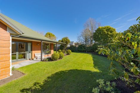 Photo of property in 2 Springvale Gardens, Harewood, Christchurch, 8051