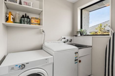 Photo of property in 83 Arcon Drive, Broomfield, Christchurch, 8042