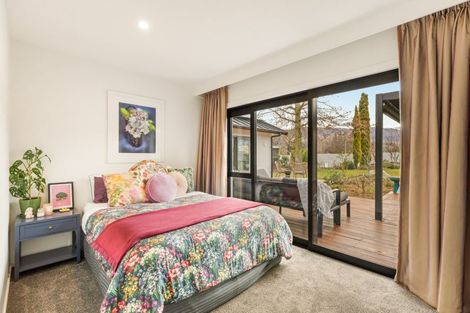 Photo of property in 60 Neplusultra Street, Cromwell, 9310